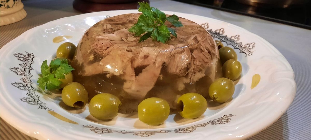 Ароматный холодец в мультиварке: просто и без забот