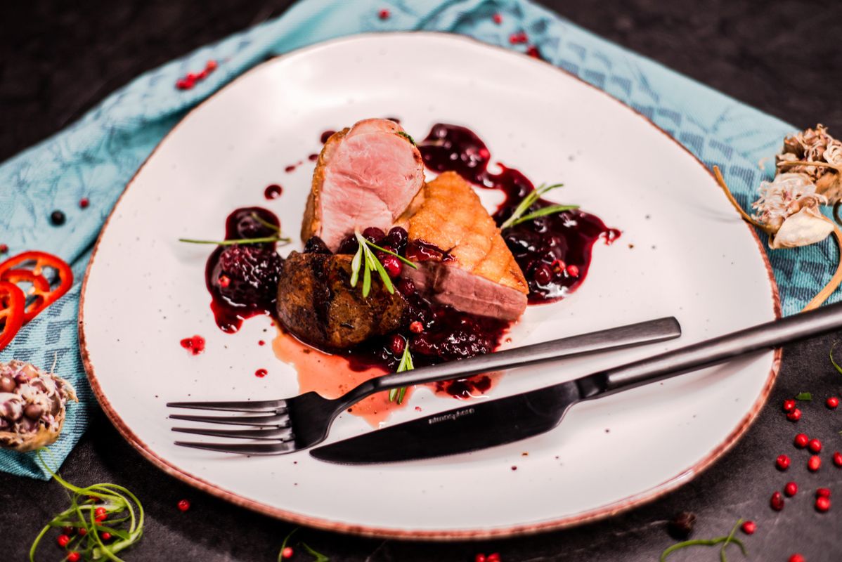 Удивите гостей: утка в соусе порто для новогоднего стола