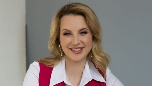 Кулинарные секреты звезд: крабовый салат по-новогоднему