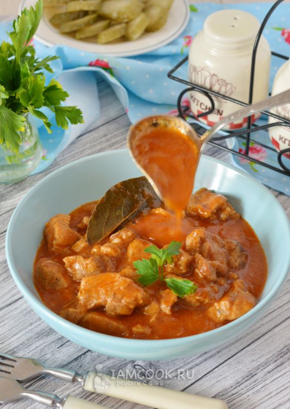 Готовим идеальный гуляш: Ободряем вкусом с каждым гарниром