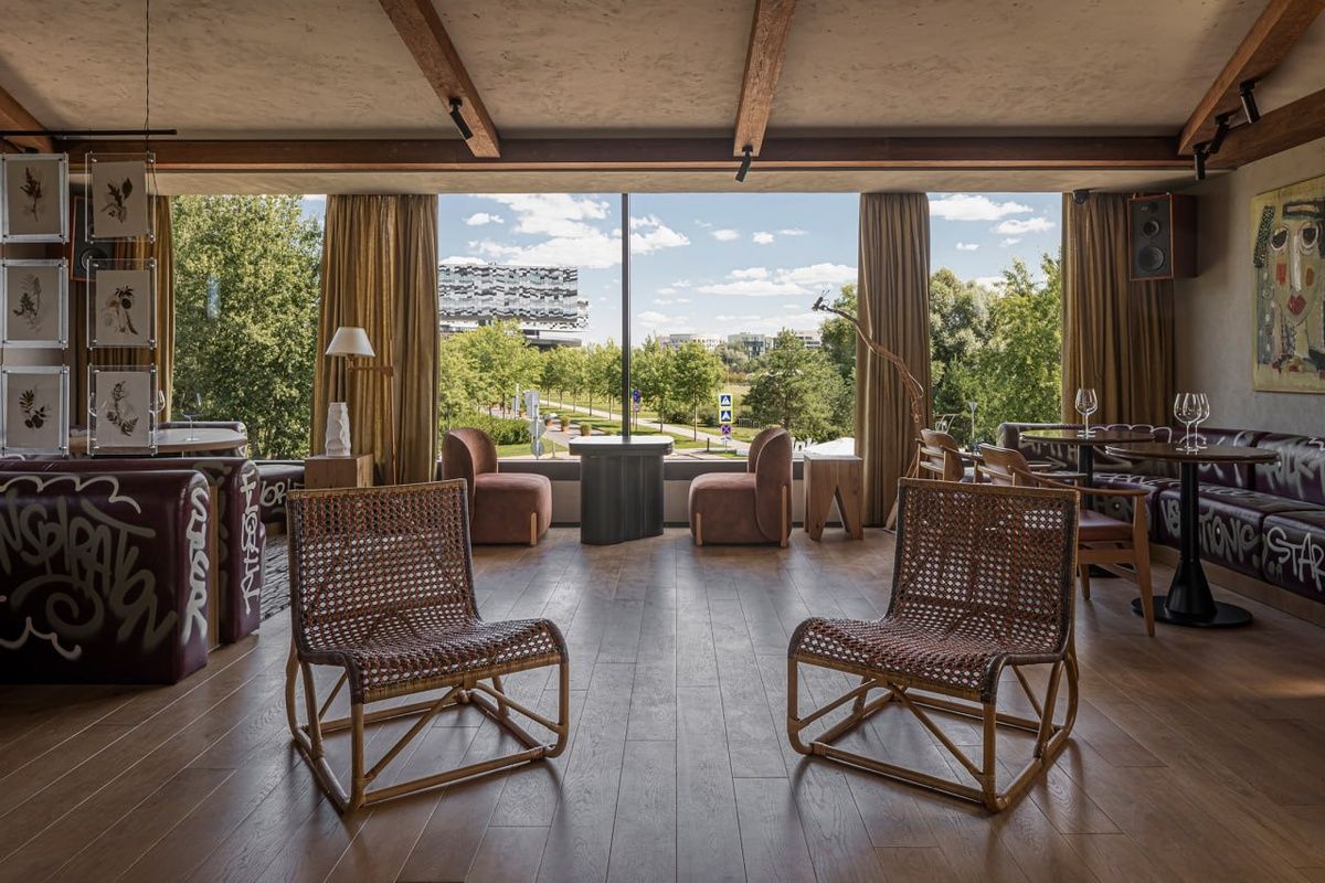 �������� ENO Bistro: ���������������� �������� � ��������