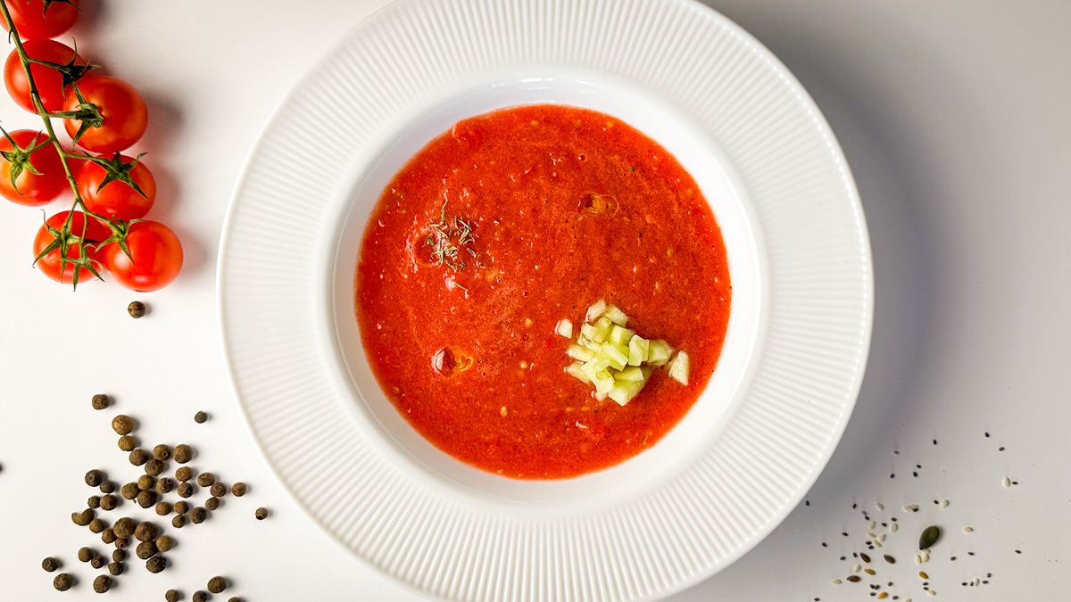 Гаспачо: идеальный холодный суп для жаркого лета