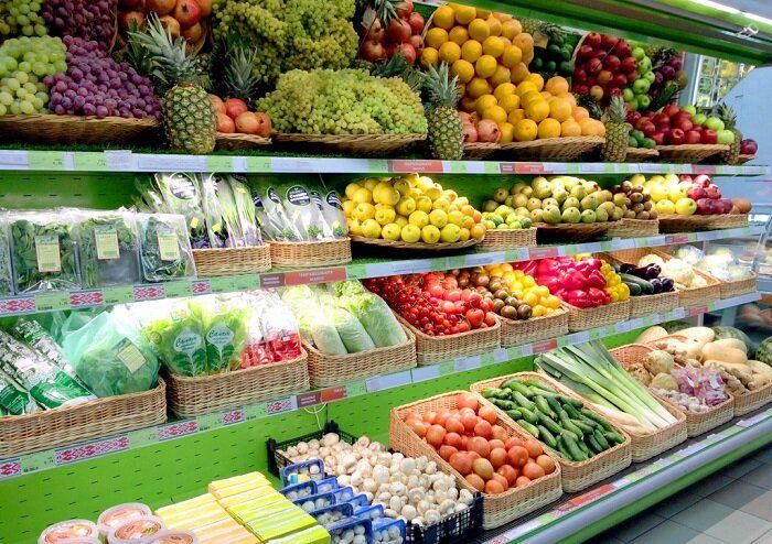 Неожиданные находки: лимоны с уколами шприцов вызывают тревогу у покупателей