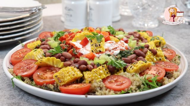 Салат-гарнир из киноа с овощами «Мексиканский»