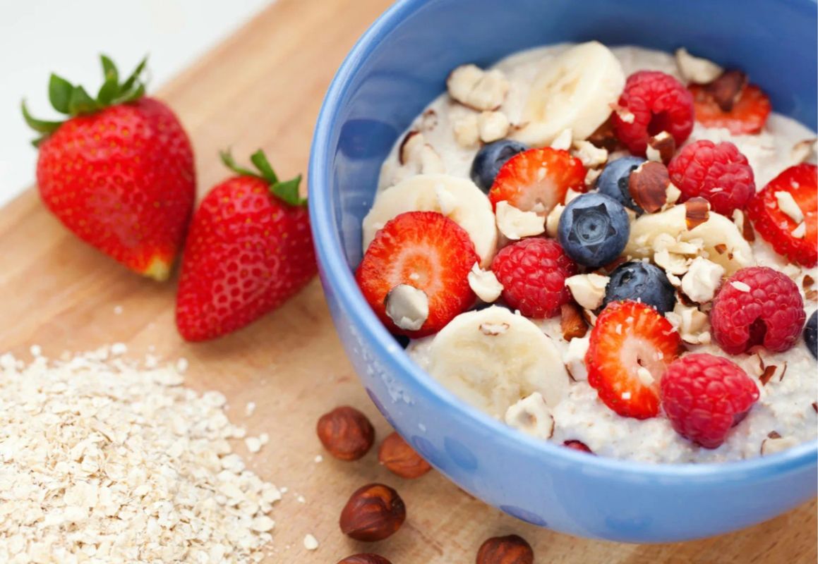 Не все готовы к овсянке: как правильно готовить и кому она подходит