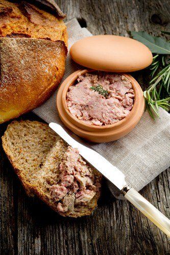 Изысканный порционный утиный паштет