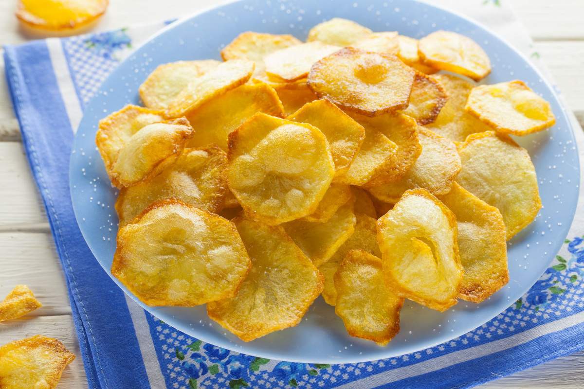 Почему стоит приготовлять чипсы для детей самостоятельно: вкусно и полезно