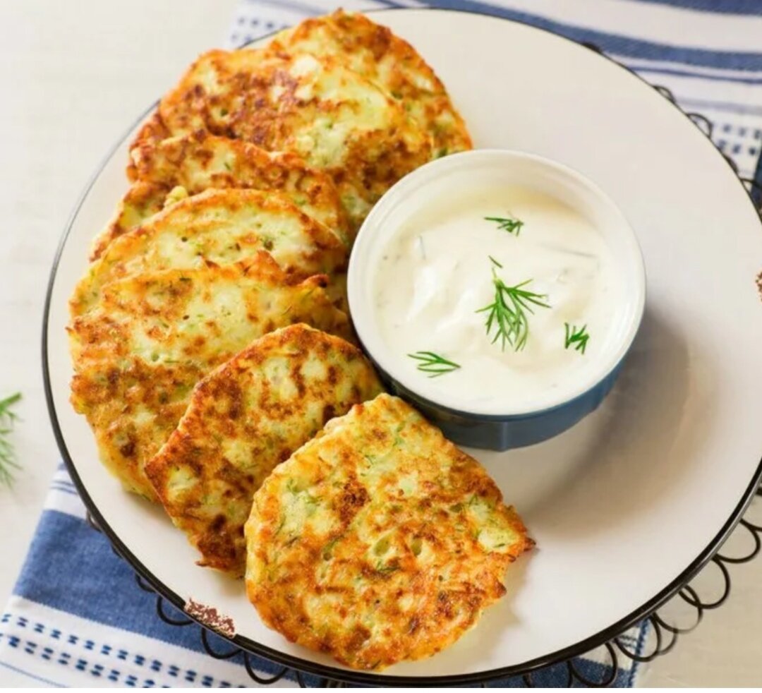 Нежные оладьи с кабачками и творогом