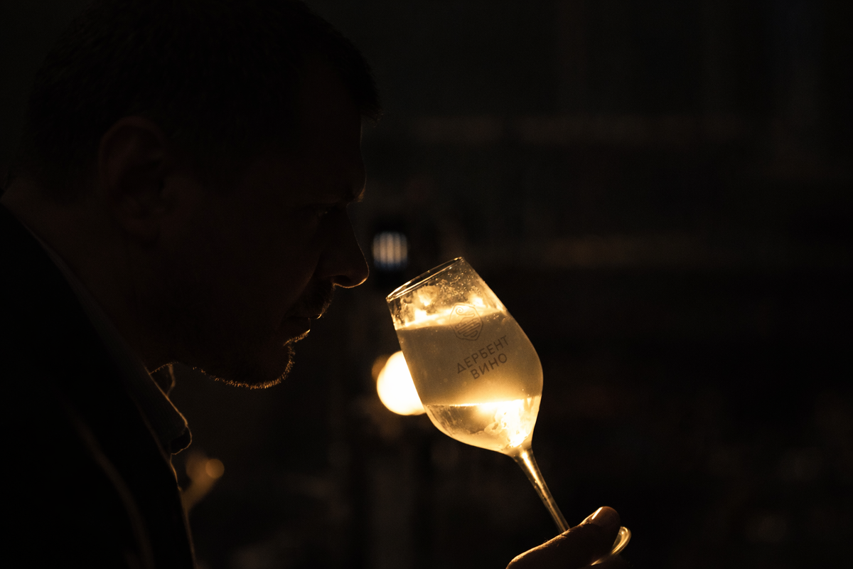 Мужские вина на 23 февраля: идеальный выбор для каждого случая