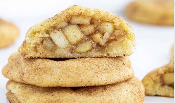 Печенье с начинкой: удивительная синергия сникердудл и яблочного пирога