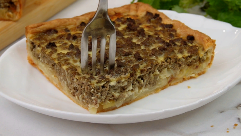 Сочный открытый пирог с печенью: легко и вкусно для всей семьи