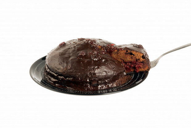 Нежный торт "Захер" с вишней