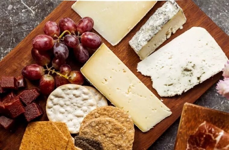 Что стоит за тягой к сыру: интересные факты и советы