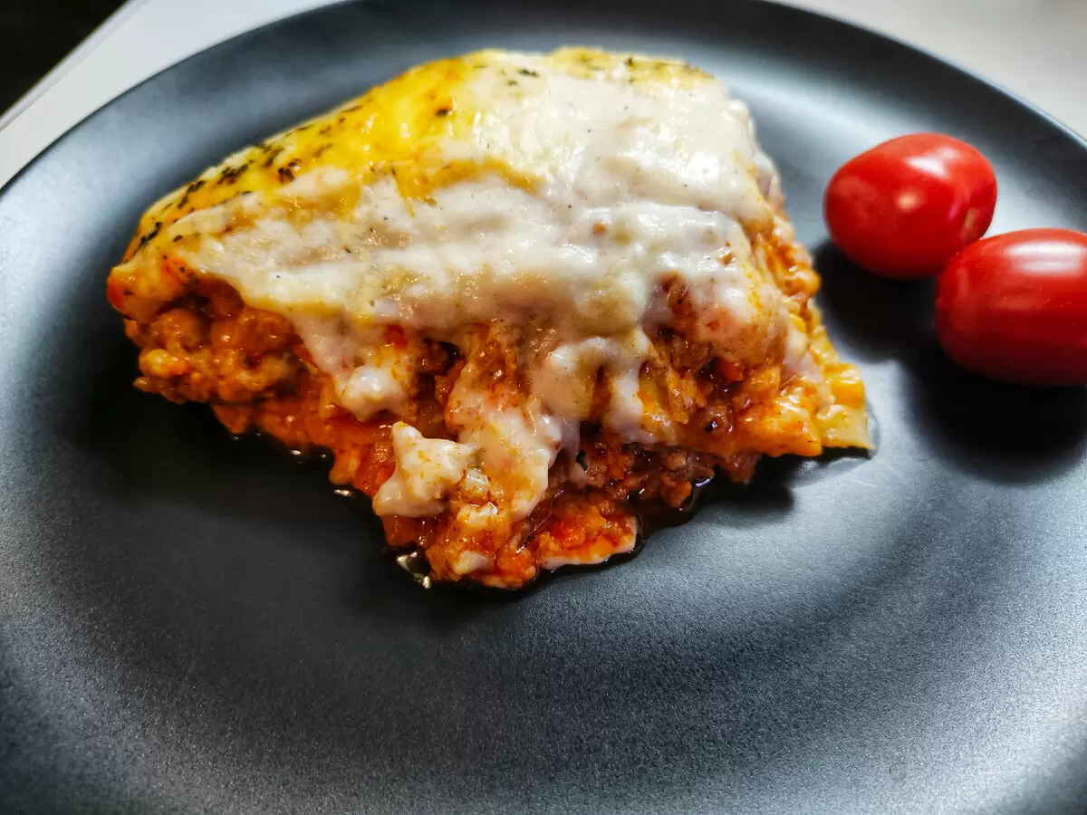 Неповторимая мясная лазанья с домашним тестом