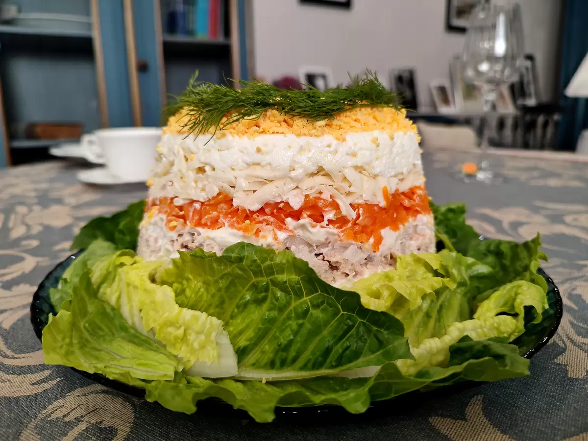 Салат "Мимоза": Как создать вкусное блюдо на праздничный стол