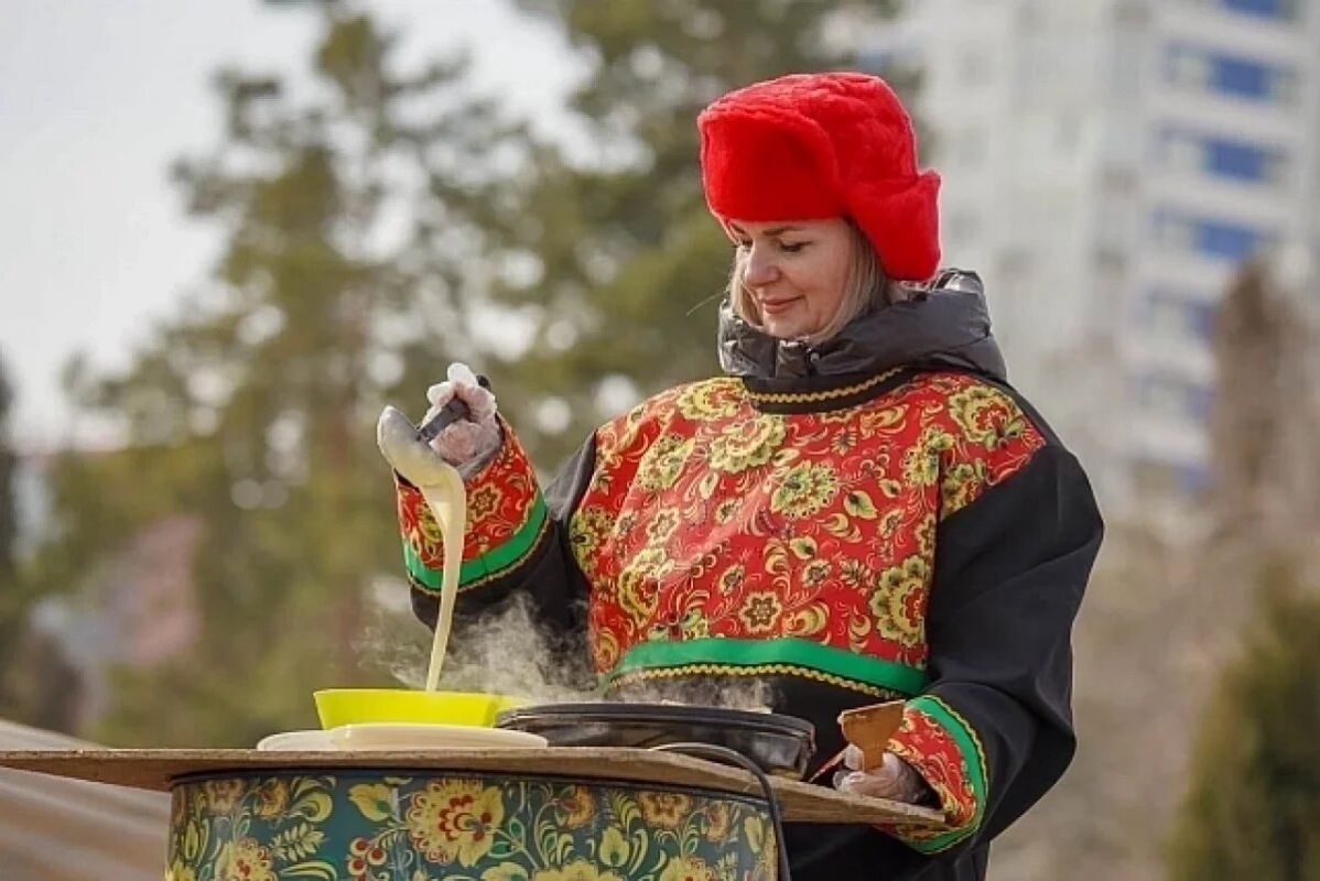 Масленица в Новосибирске: Традиции, вкусные моменты и семейные встречи