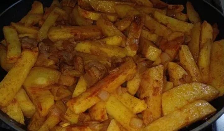 Как приготовить идеальную жареную картошку с салом: советы и рецепты